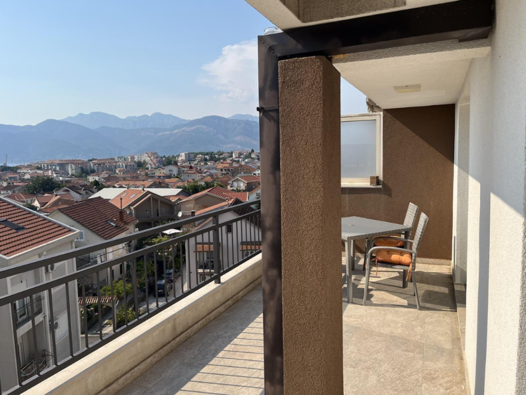 Flat in Tivat, Montenegro, 99 m² - picture 5
