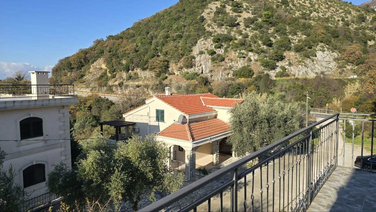 House in Petrovac, Montenegro, 160 m² - picture 5