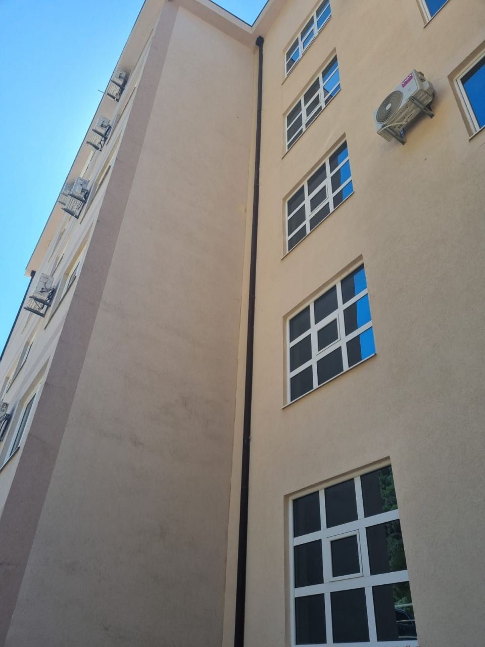 Appartamento a Petrovac, Montenegro, 169 m² - foto 4