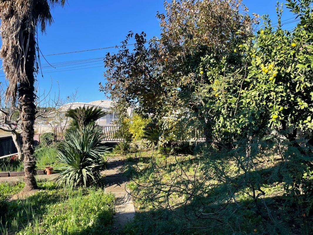 Casa en Podgorica, Montenegro, 550 m² - imagen 7