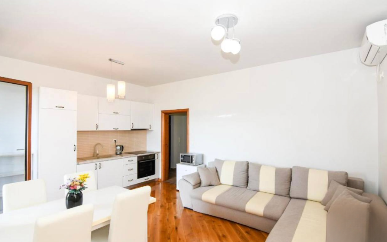 Flat in Herceg-Novi, Montenegro, 75 m² - picture 8