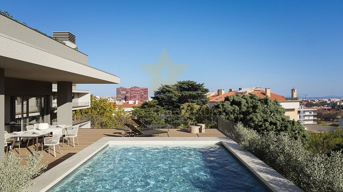 Apartment in Carcavelos, Portugal, 290 m² - picture 1