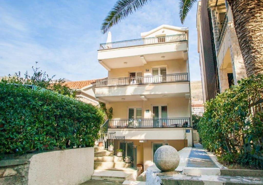 Maison à Petrovac, Monténégro, 145 m² - image 9