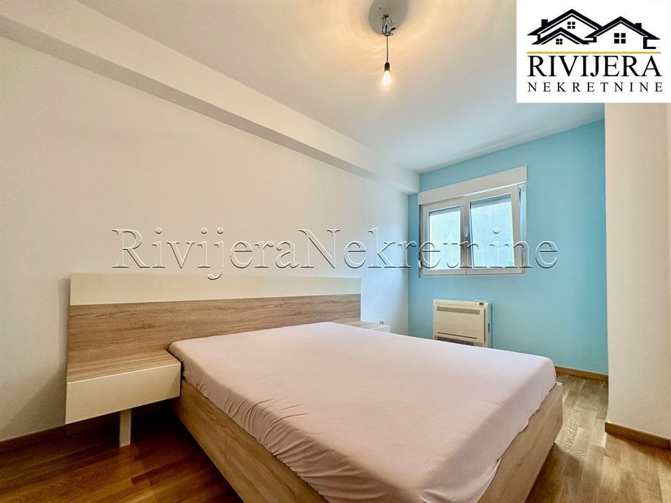 Apartamento en Tivat, Montenegro, 81 m² - imagen 2