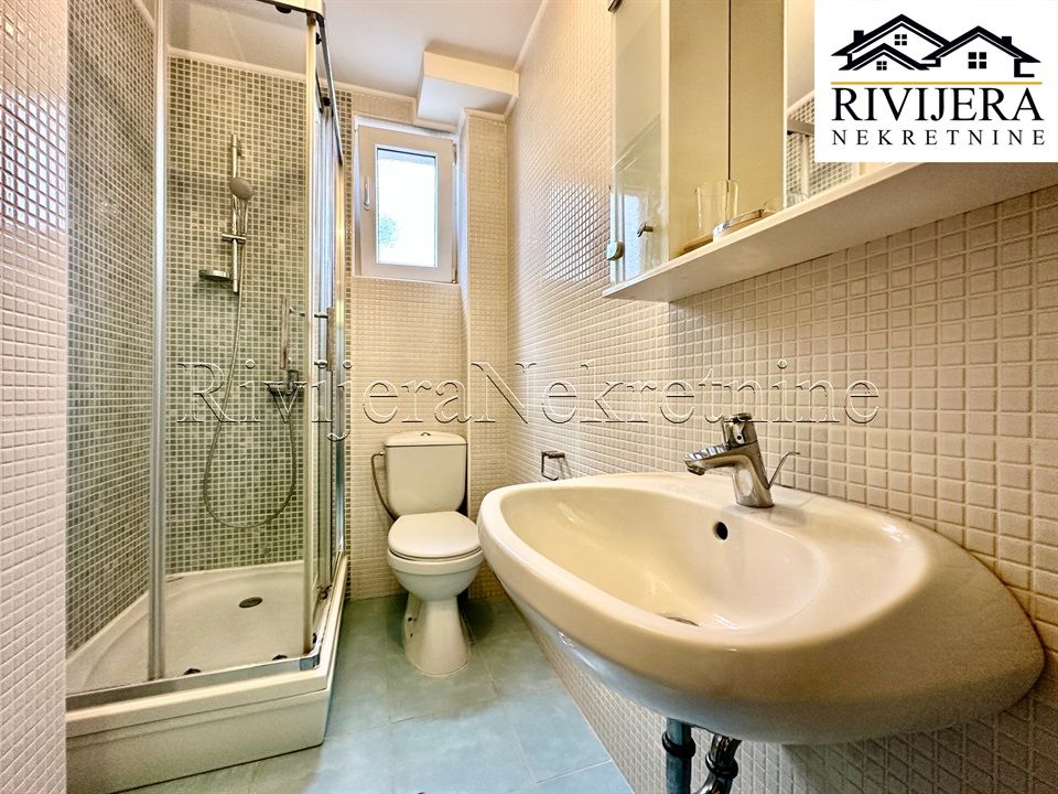 Apartamento en Tivat, Montenegro, 81 m² - imagen 4