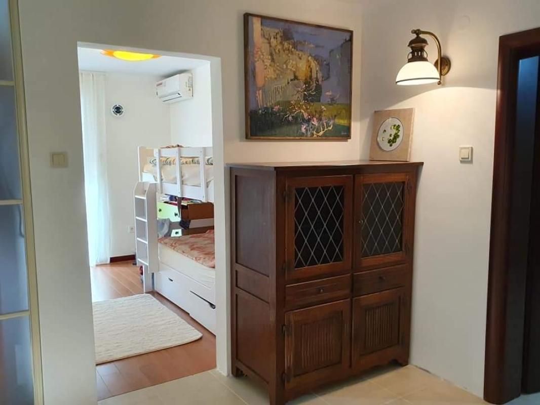 Flat in Petrovac, Montenegro, 121 m² - picture 9