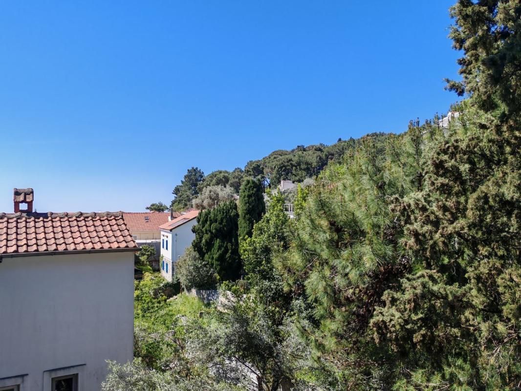 Flat in Petrovac, Montenegro, 85 m² - picture 9