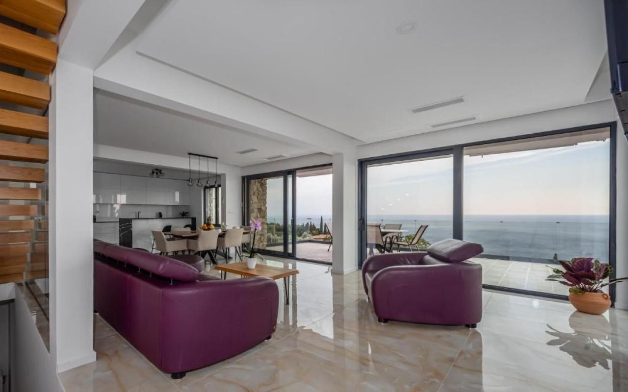 House in Rezevici, Montenegro, 350 m² - picture 9