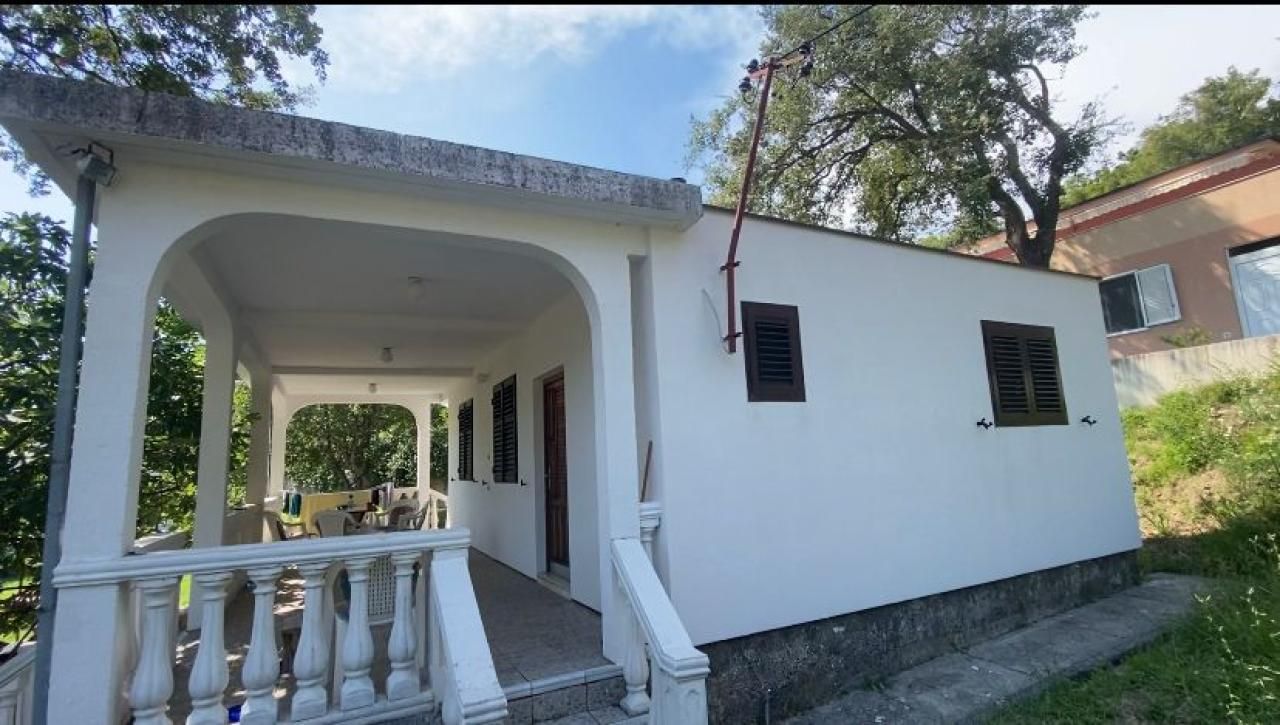 Casa a Lastva, Montenegro, 48 m² - foto 9