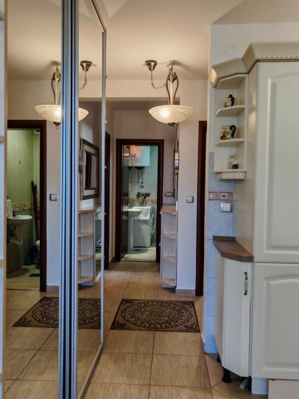 Flat in Petrovac, Montenegro, 85 m² - picture 10