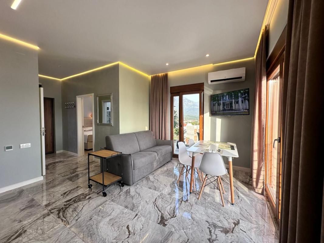 Flat in Tivat, Montenegro, 38 m² - picture 10