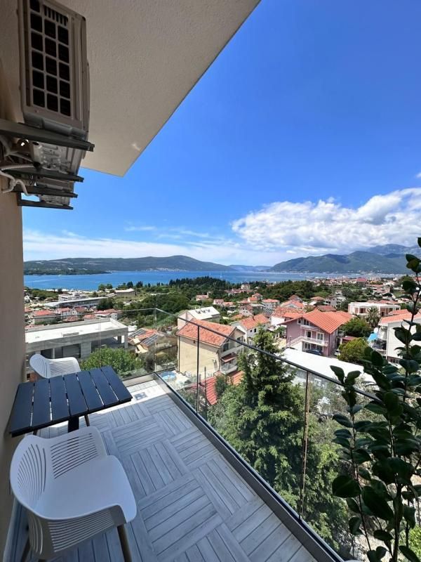 Piso en Tivat, Montenegro, 68 m² - imagen 10