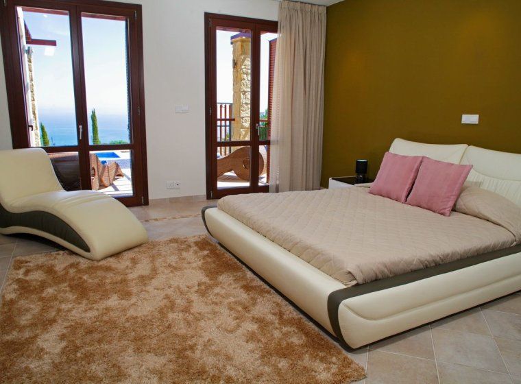 Villa in Paphos, Cyprus, 670 m² - picture 2