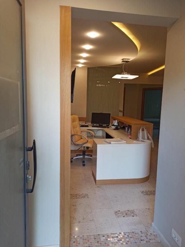 Commercial property in Bar, Montenegro, 105 m² - picture 11