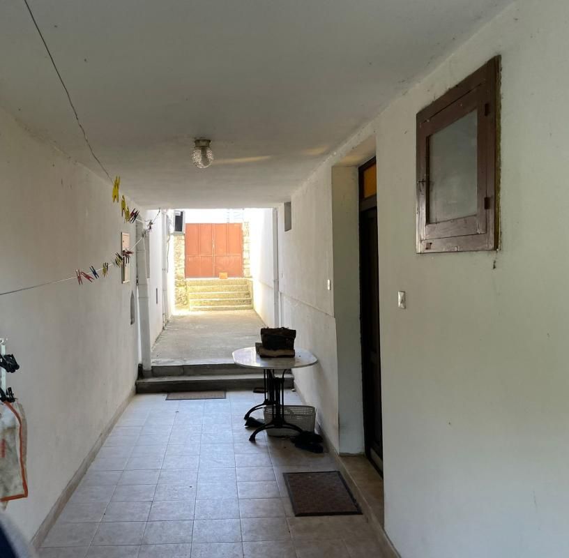 Casa en Podgorica, Montenegro, 550 m² - imagen 12