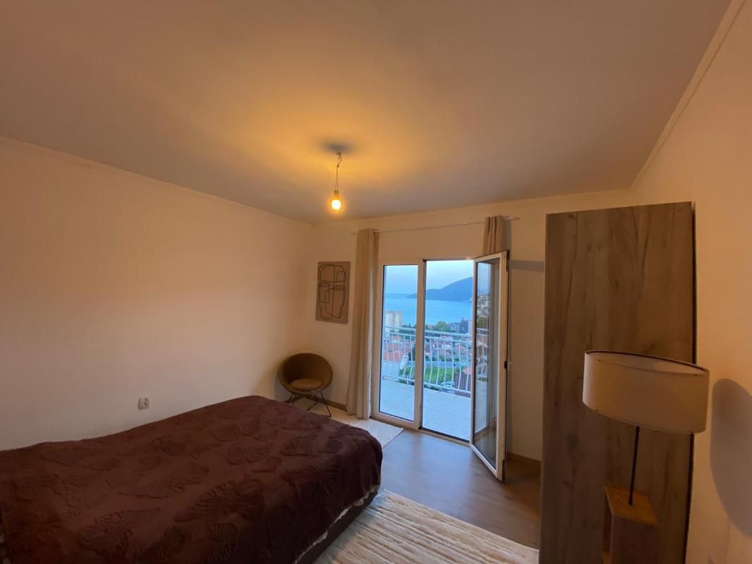 Flat in Igalo, Montenegro, 131 m² - picture 13