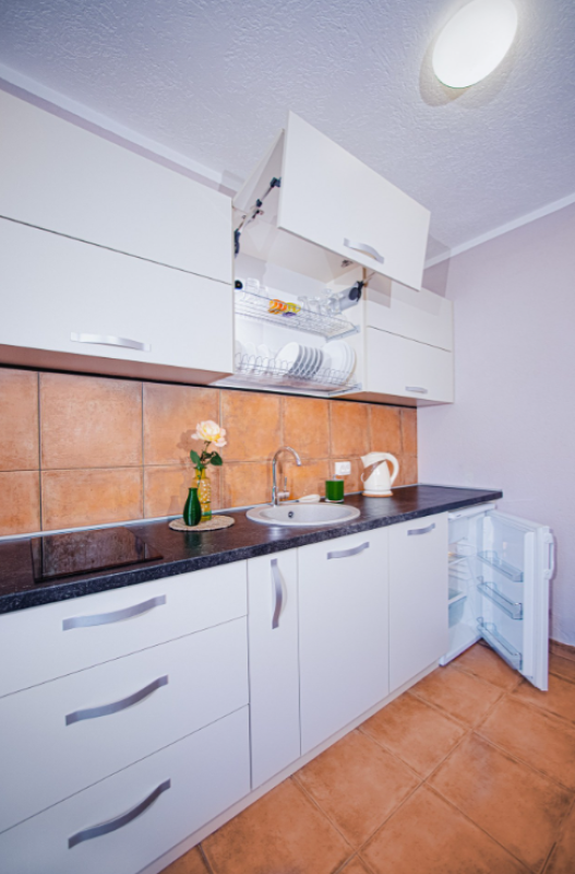 Hotel en Krimovica, Montenegro, 300 m² - imagen 13