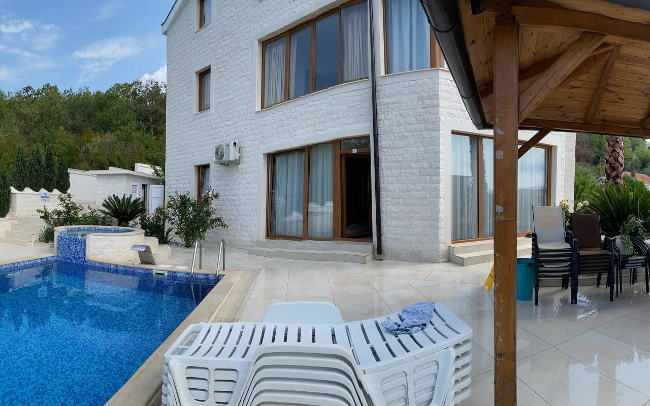 House in Herceg-Novi, Montenegro, 512 m² - picture 14