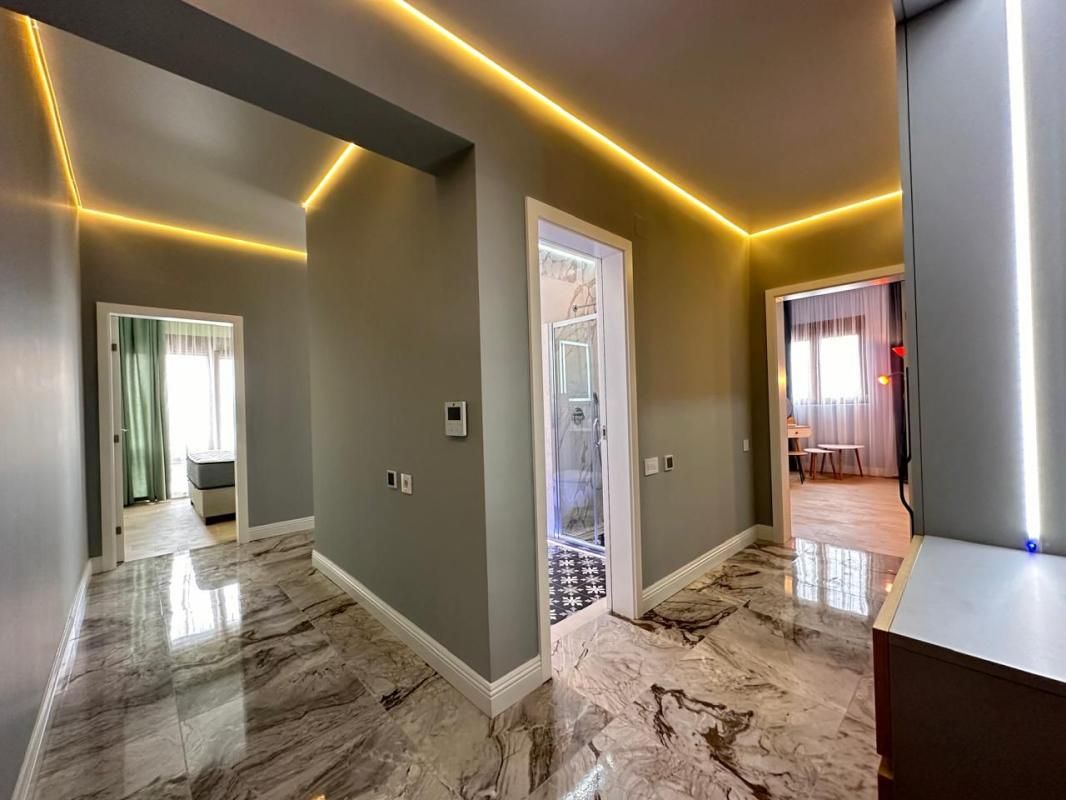 Piso en Tivat, Montenegro, 68 m² - imagen 16