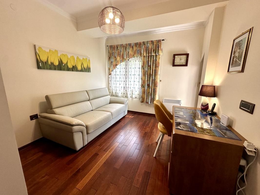 Piso en Petrovac, Montenegro, 113 m² - imagen 17