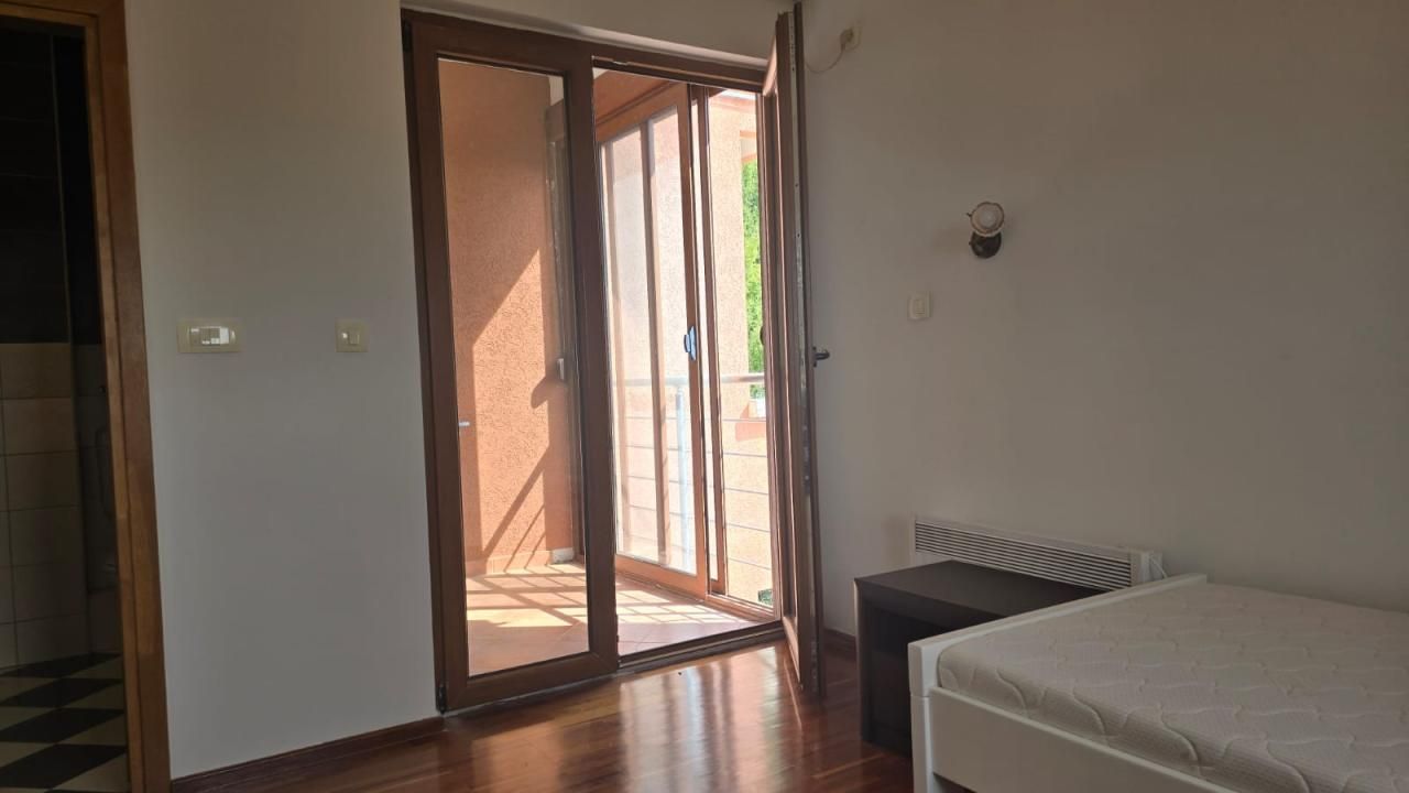 Flat in Petrovac, Montenegro, 74 m² - picture 17