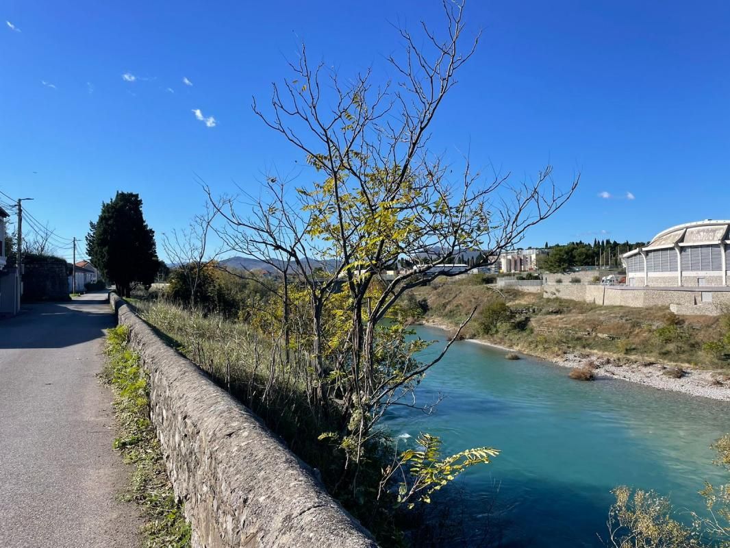 Casa en Podgorica, Montenegro, 550 m² - imagen 18