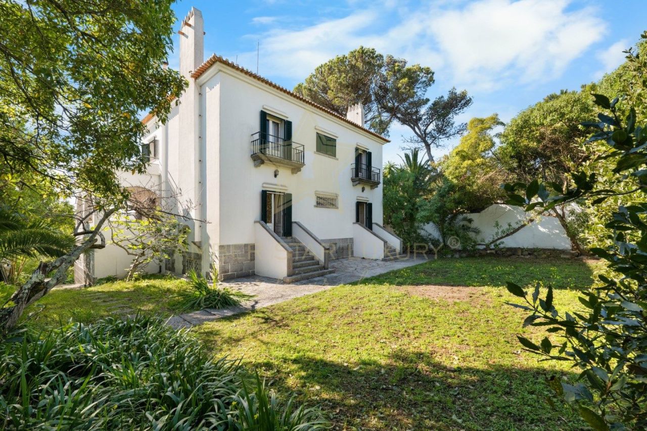 Villa in Estoril, Portugal, 455 m² - picture 1