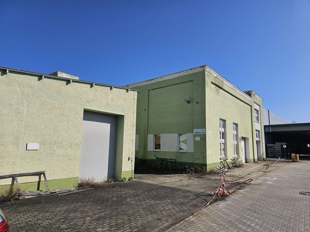 Industrial en Zwickau, Alemania, 10 160 m² - imagen 10