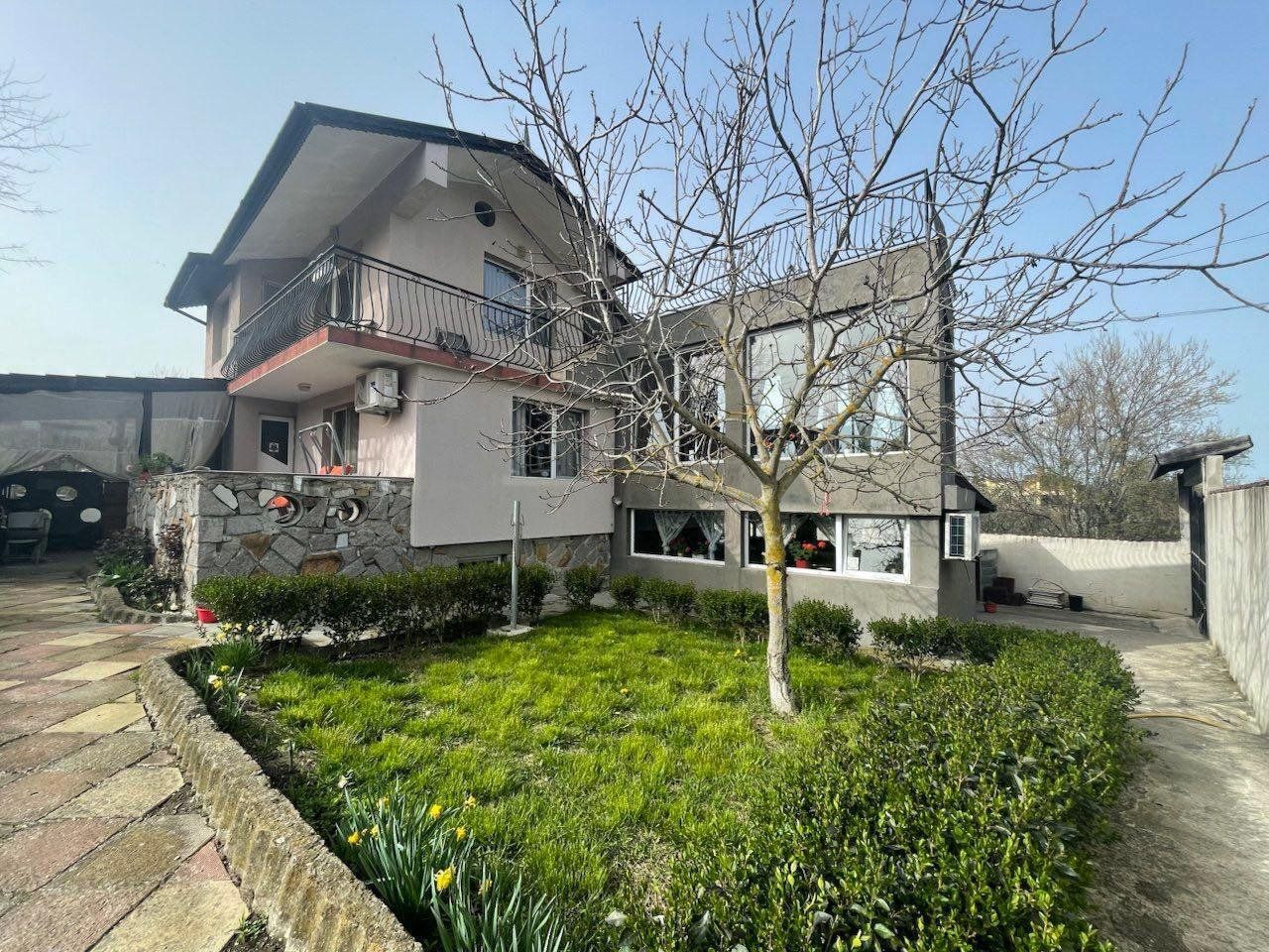 Maison à Tvarditsa, Bulgarie, 320 m² - image 1