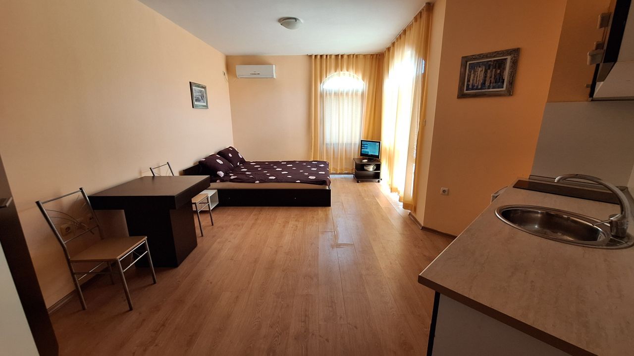 Piso en Sunny Beach, Bulgaria, 42 m² - imagen 1