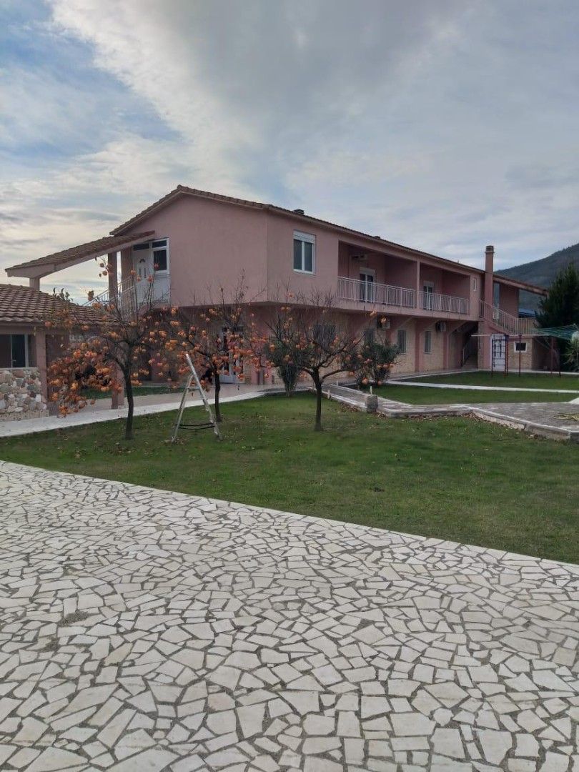 House in Danilovgrad, Montenegro, 400 m² - picture 1
