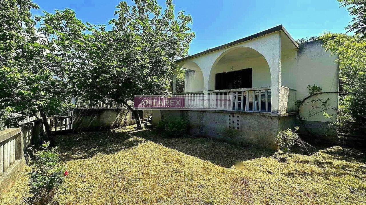 Villa à Utjeha, Monténégro, 78 m² - image 1