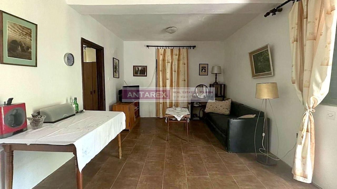 Villa in Utjeha, Montenegro, 78 m² - picture 3