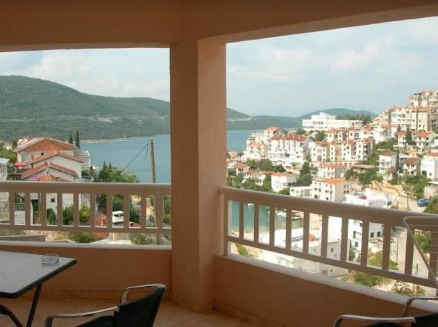 Hotel Neum, Croatia, 360 m² - picture 1