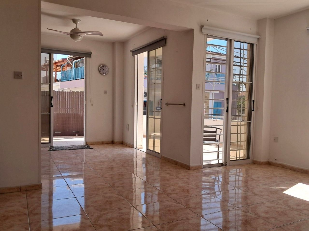 Apartment in Larnaka, Zypern, 126 m² - Foto 1