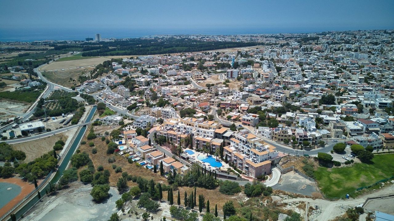 Appartement à Paphos, Chypre, 83 m² - image 1