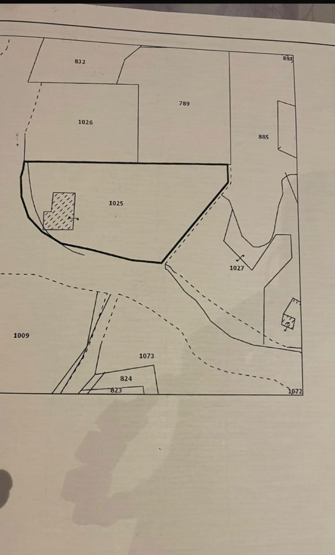 Terreno en Pano Platres, Chipre, 1 828 m² - imagen 1