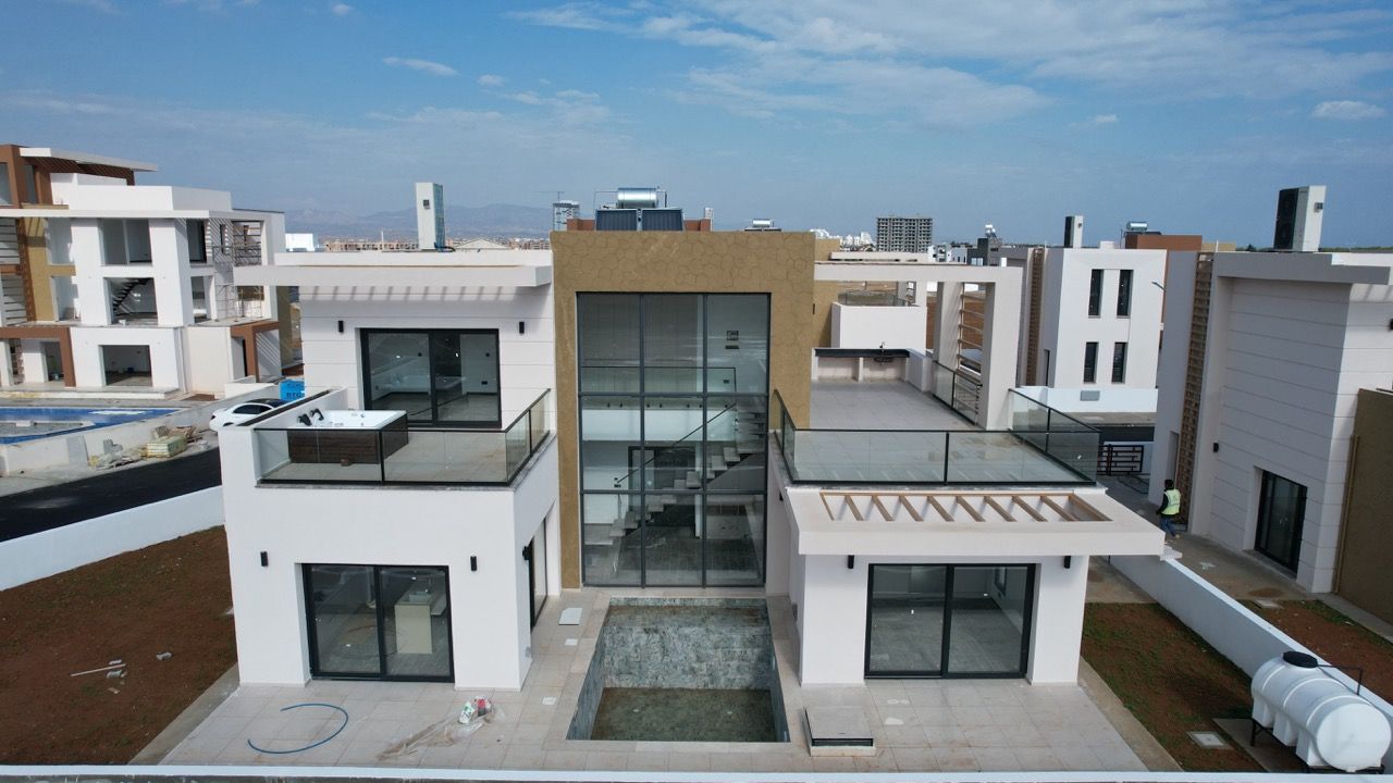 Villa in Iskele, Cyprus, 205 m² - picture 1