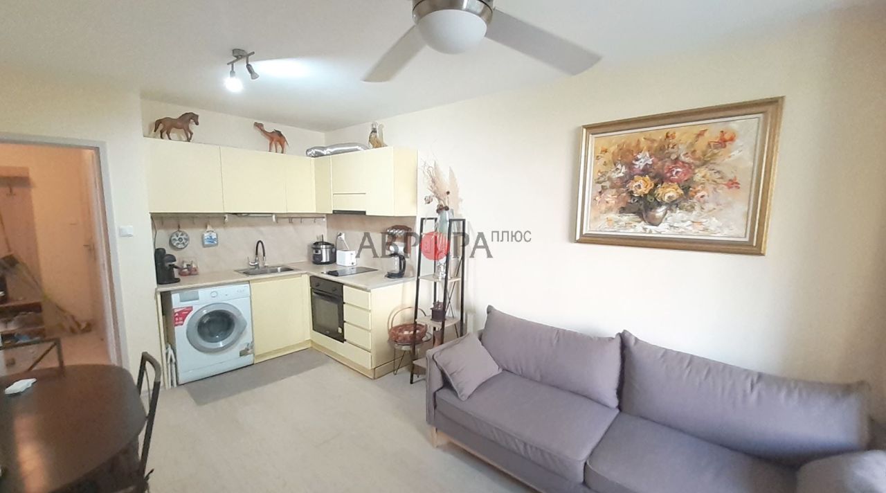 Flat in Burgas, Bulgaria, 81 m² - picture 1