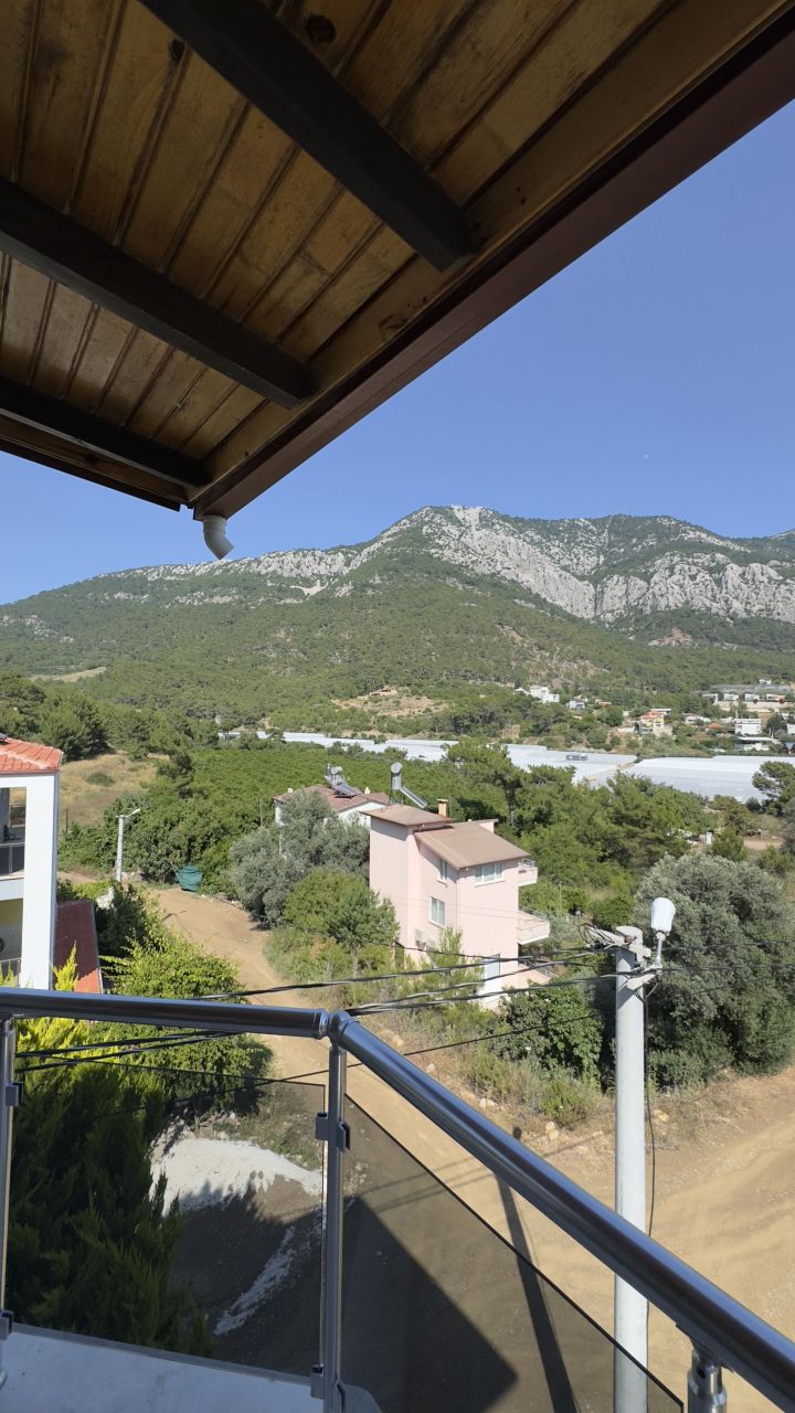 Villa in Antalya, Turkey, 310 m² - picture 1