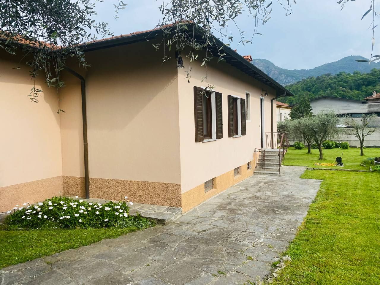 Villa a Tremezzo, Italia, 324 m² - foto 14