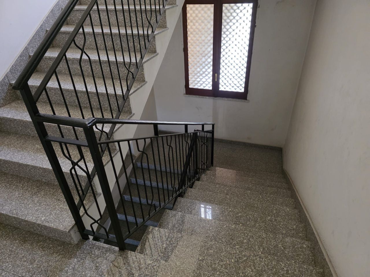 Bureau à Cetraro, Italie, 166 m² - image 3