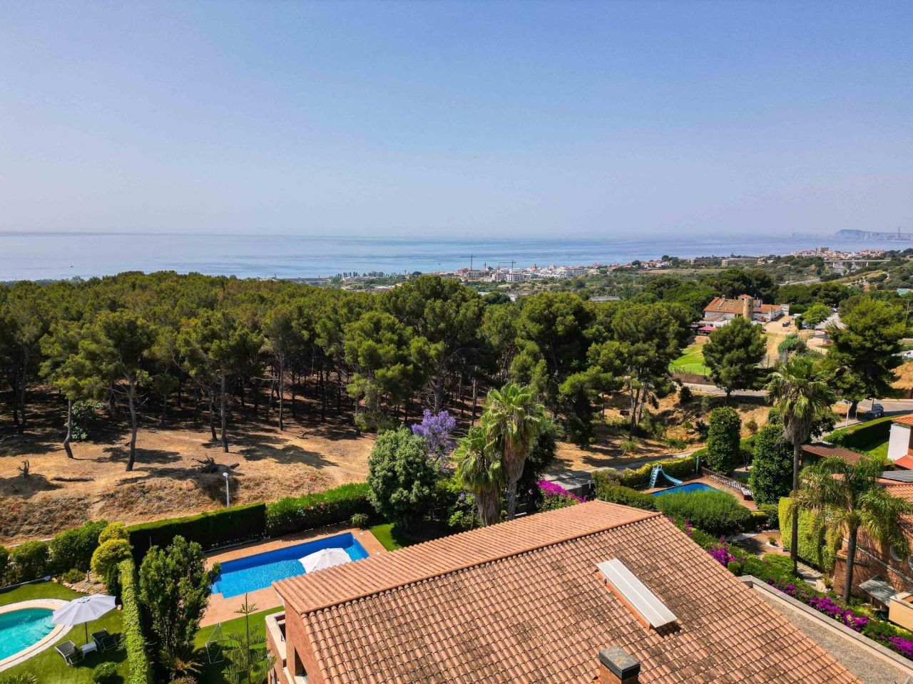 Maison sur la Costa del Maresme, Espagne, 586 m² - image 3