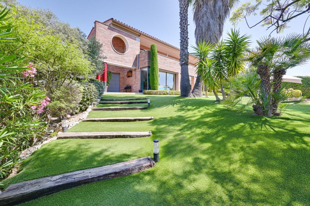 Maison sur la Costa del Maresme, Espagne, 586 m² - image 19