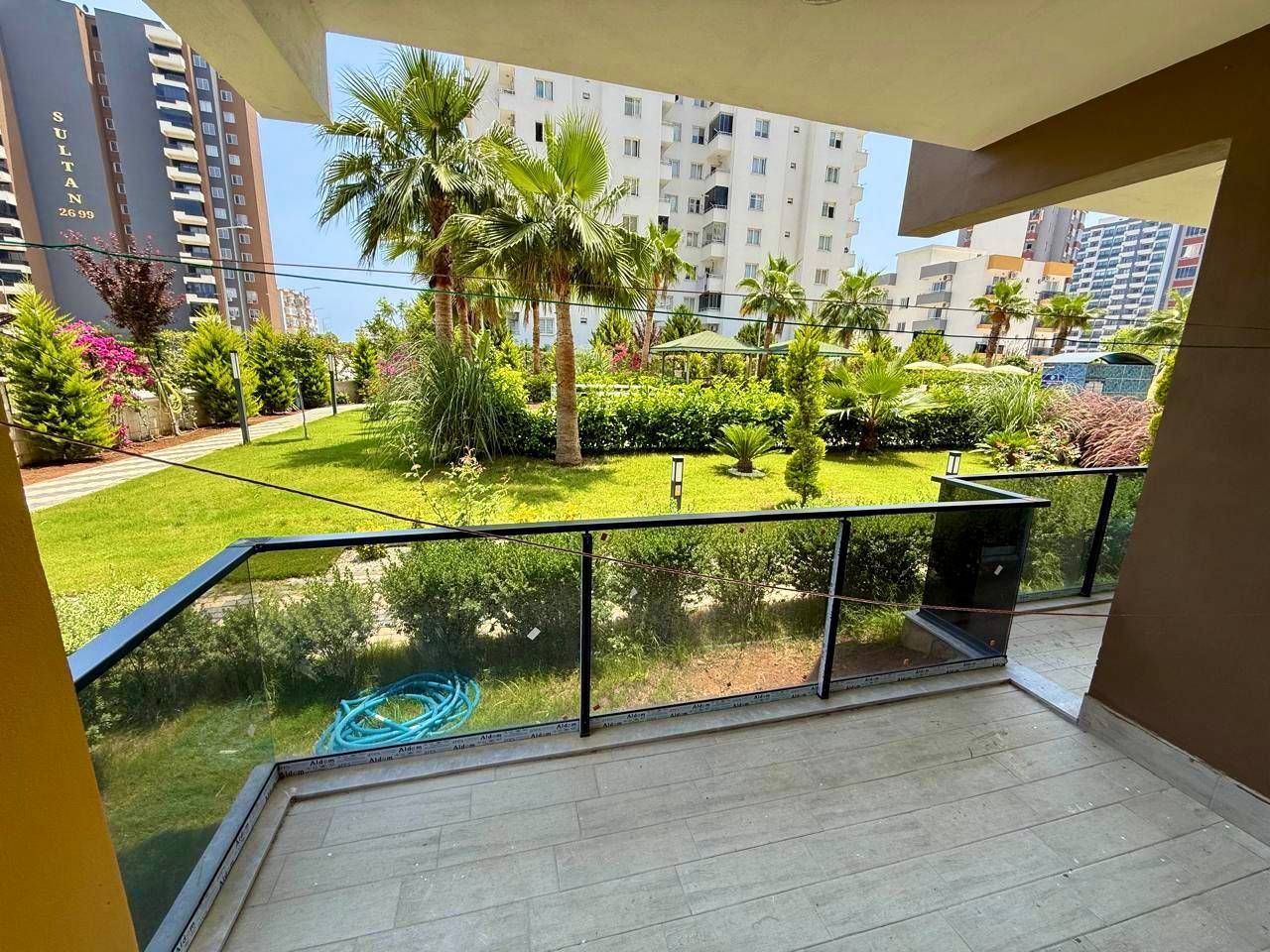 Flat in Mersin, Turkey, 80 m² - picture 1
