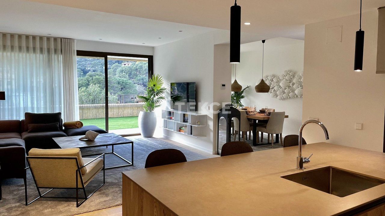 Appartement à Begur, Espagne, 143 m² - image 9