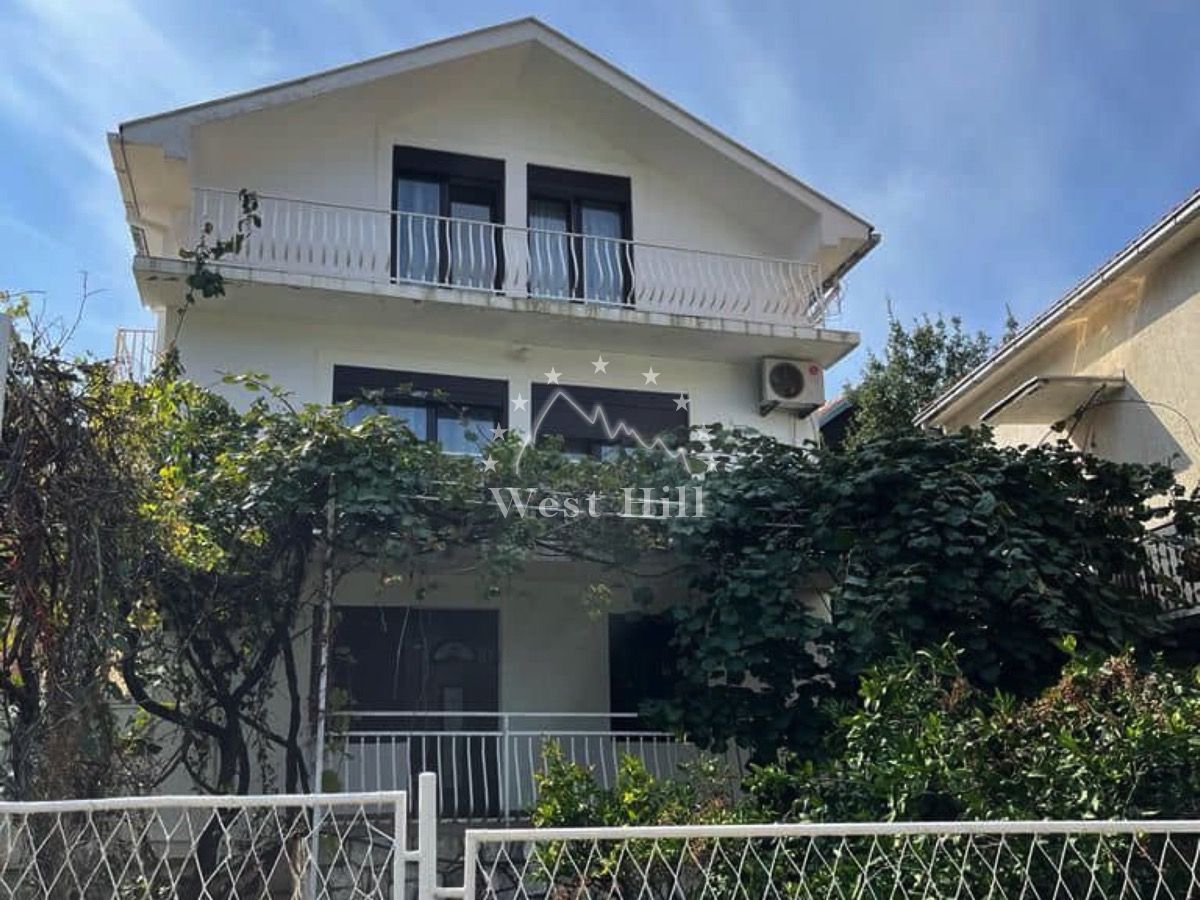 House in Utjeha, Montenegro, 138 m² - picture 1