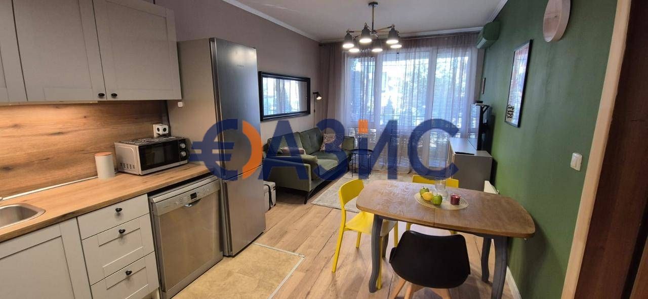 Apartamento en Sveti Vlas, Bulgaria, 84.4 m² - imagen 1