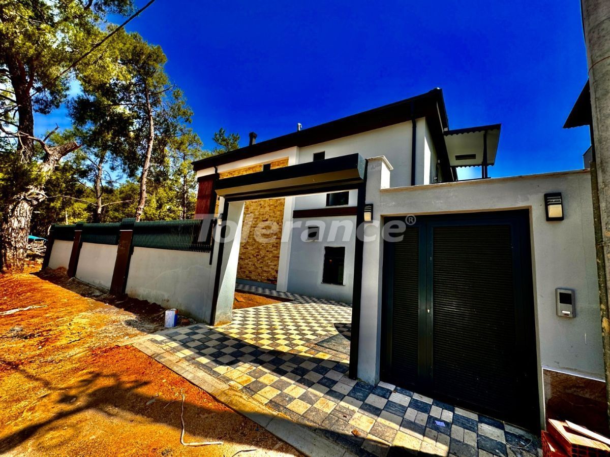 Villa in Antalya, Turkey, 310 m² - picture 1