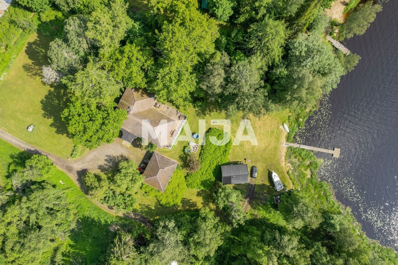 Haus in Hameenlinna, Finnland, 248 m² - Foto 1